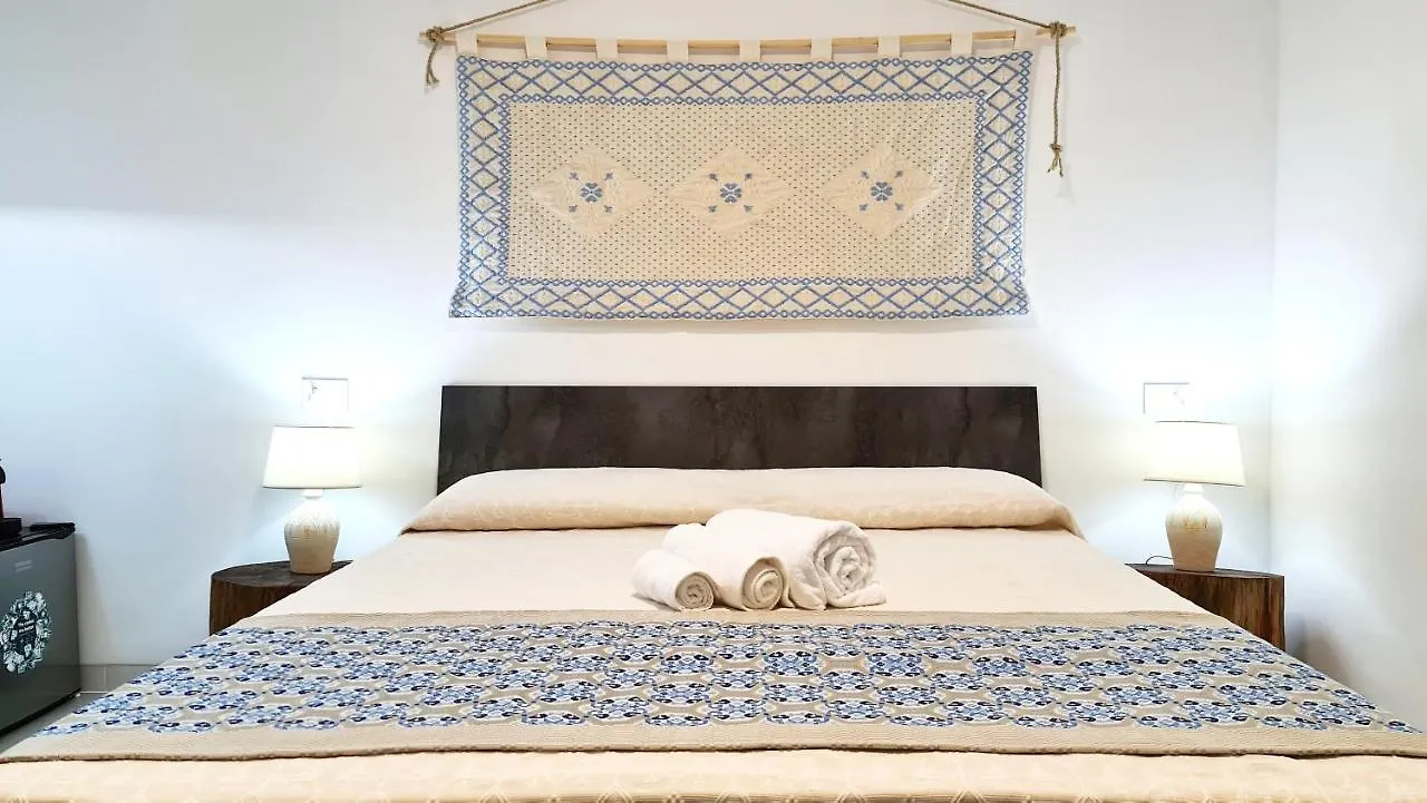 Sole Matto Rooms Olbia 0*,  Italie