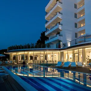**** Hotel Mondial & Italy